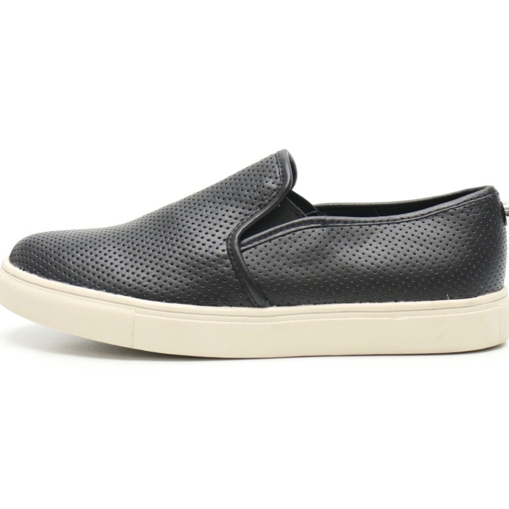 Steve Madden Slip-Ons